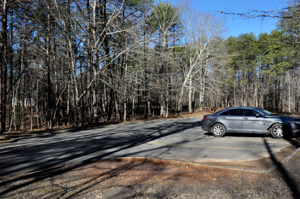 parking lot at Crowders Mountain